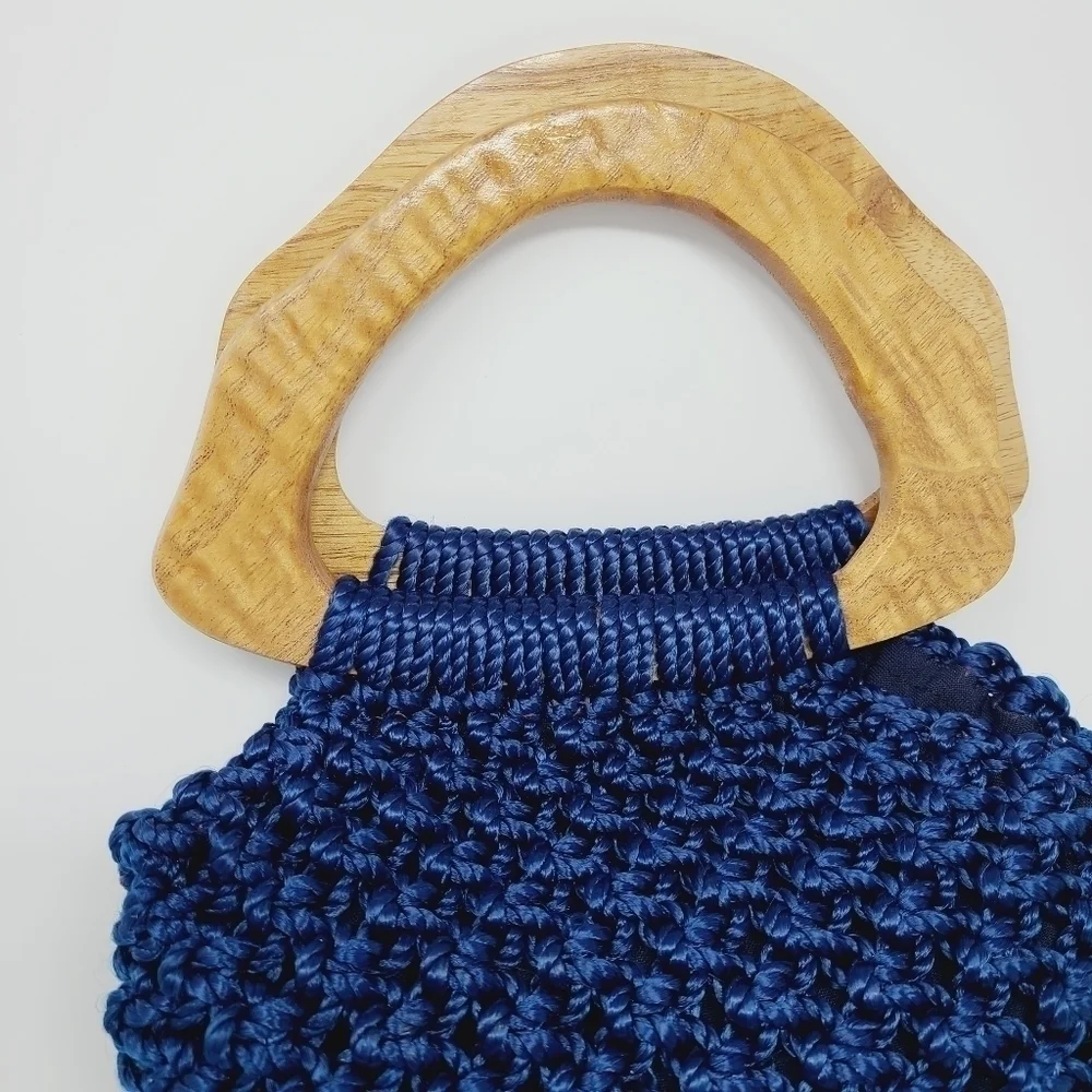 Unbranded | Blue Weaved Bag w/ Wooden Handles (One Size)